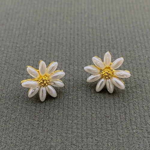 Daisy ear stud earrings, square product photo for Google Shopping.