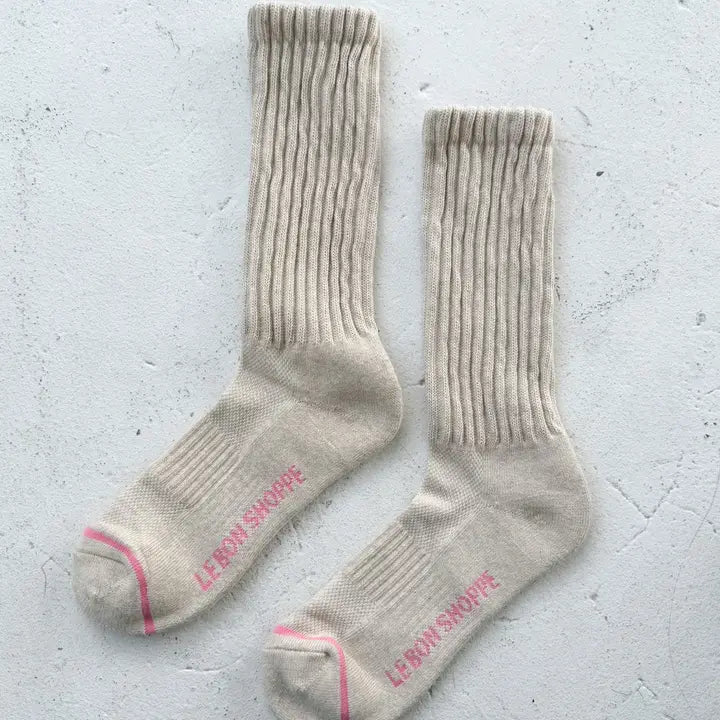 Le Bon Shoppe Ballet Socks in Oatmeal, heathered cream ribbed crew socks with pink accents